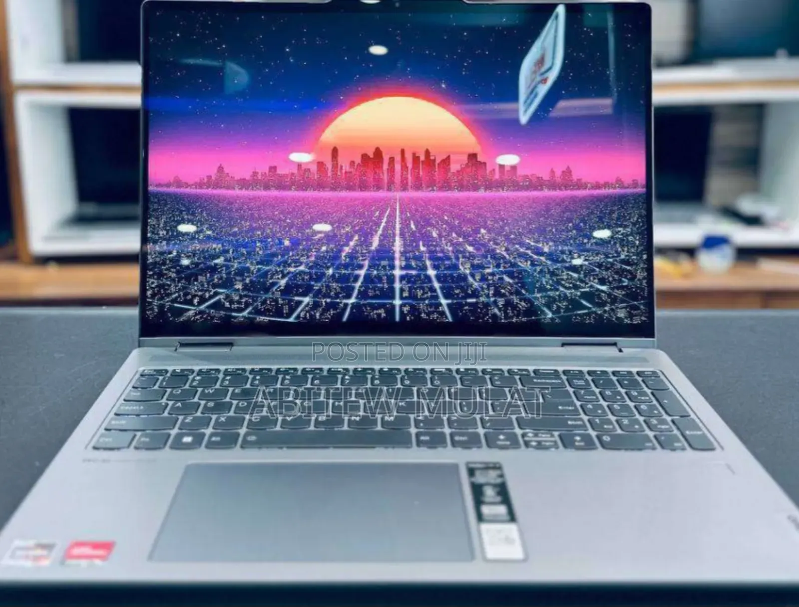 New Laptop Lenovo Yoga 7i 8GB AMD Ryzen 5 SSD 512GB