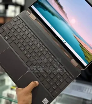 New Laptop HP Spectre X360 16GB Intel Core I7 SSD 512GB