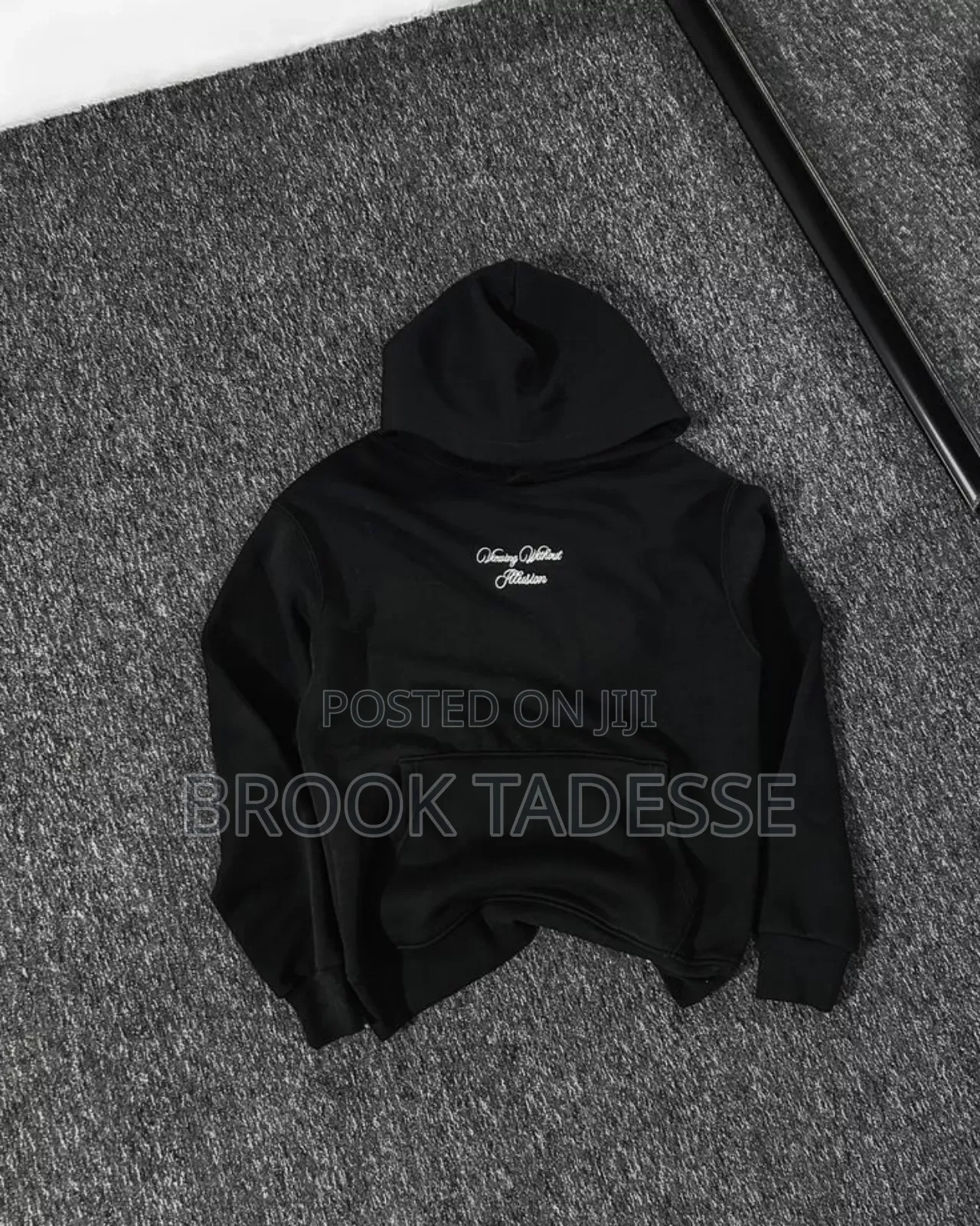  Trendy Custom Hoodie – Soft, Stylish Perfect for Any Weather!