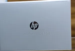 New Laptop HP 8GB AMD Ryzen 5 SSD 512GB