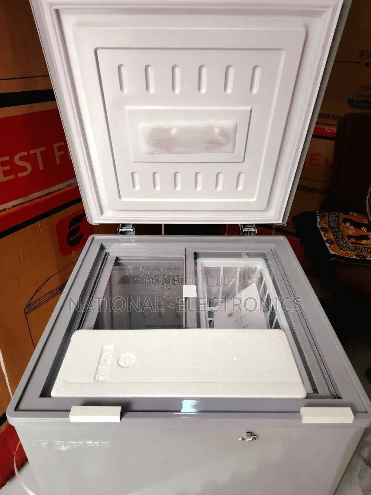 Everest Deep Freezer 170 Mini Chest Refrigerator
