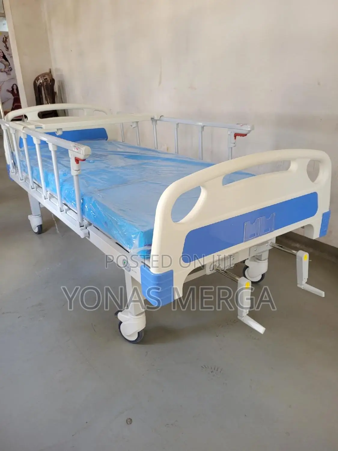 Hospital Bed宙₩Wheelchair囗父2 Function Hospital Bed 罳√Comfortable Bed