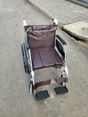 Wheelchair協會foldable Commode Wheelchair蝨不wheelchair𣋡了wheelchair New