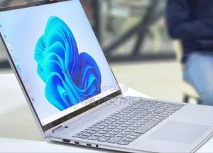 Photo - New Laptop Lenovo ThinkPad Yoga 16GB Intel Core I7 SSD 512GB