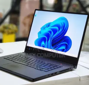 New Laptop Asus ROG Zephyrus G15 16GB Intel Core I7 SSD 512GB