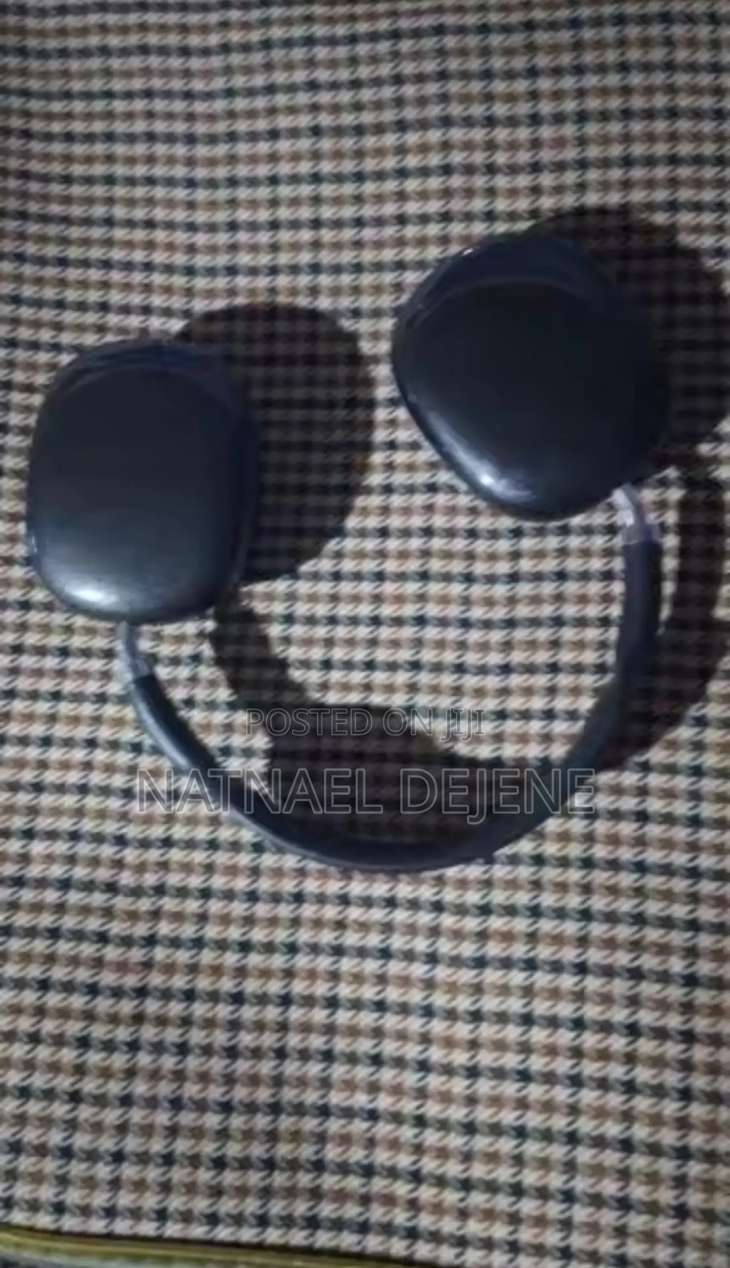 P9 Headset