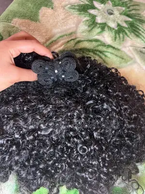 Photo - Human Hair - Pixie.