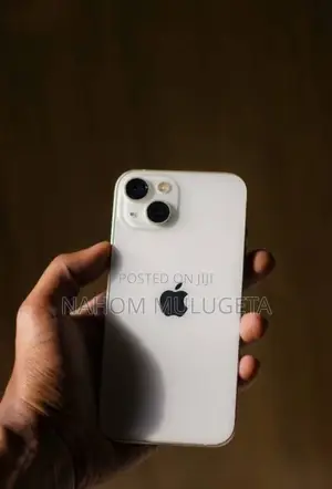 Photo - Apple iPhone 13 128 GB White