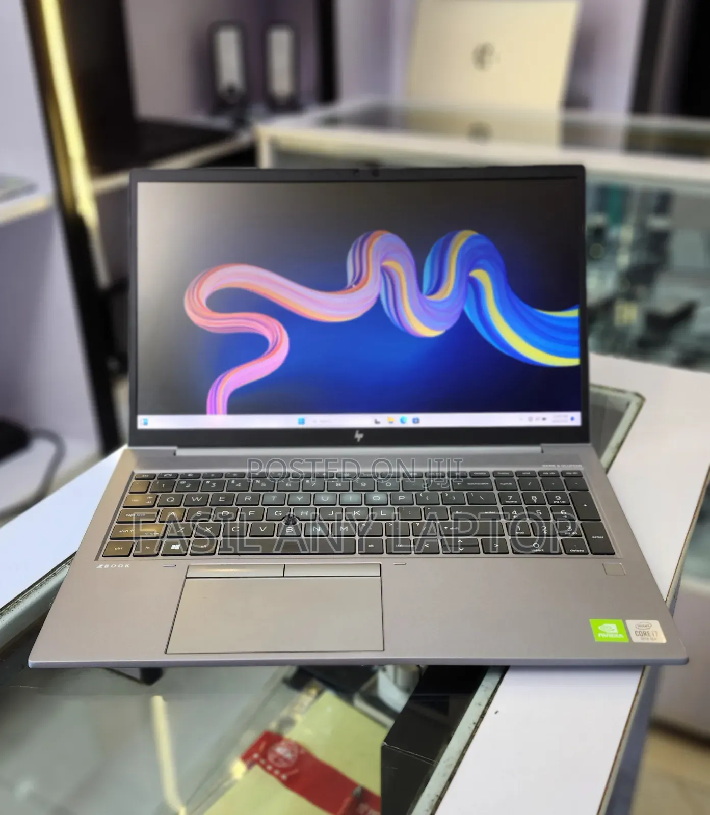 Laptop HP ZBook Firefly 15 G7 16GB Intel Core I7 SSD 1T