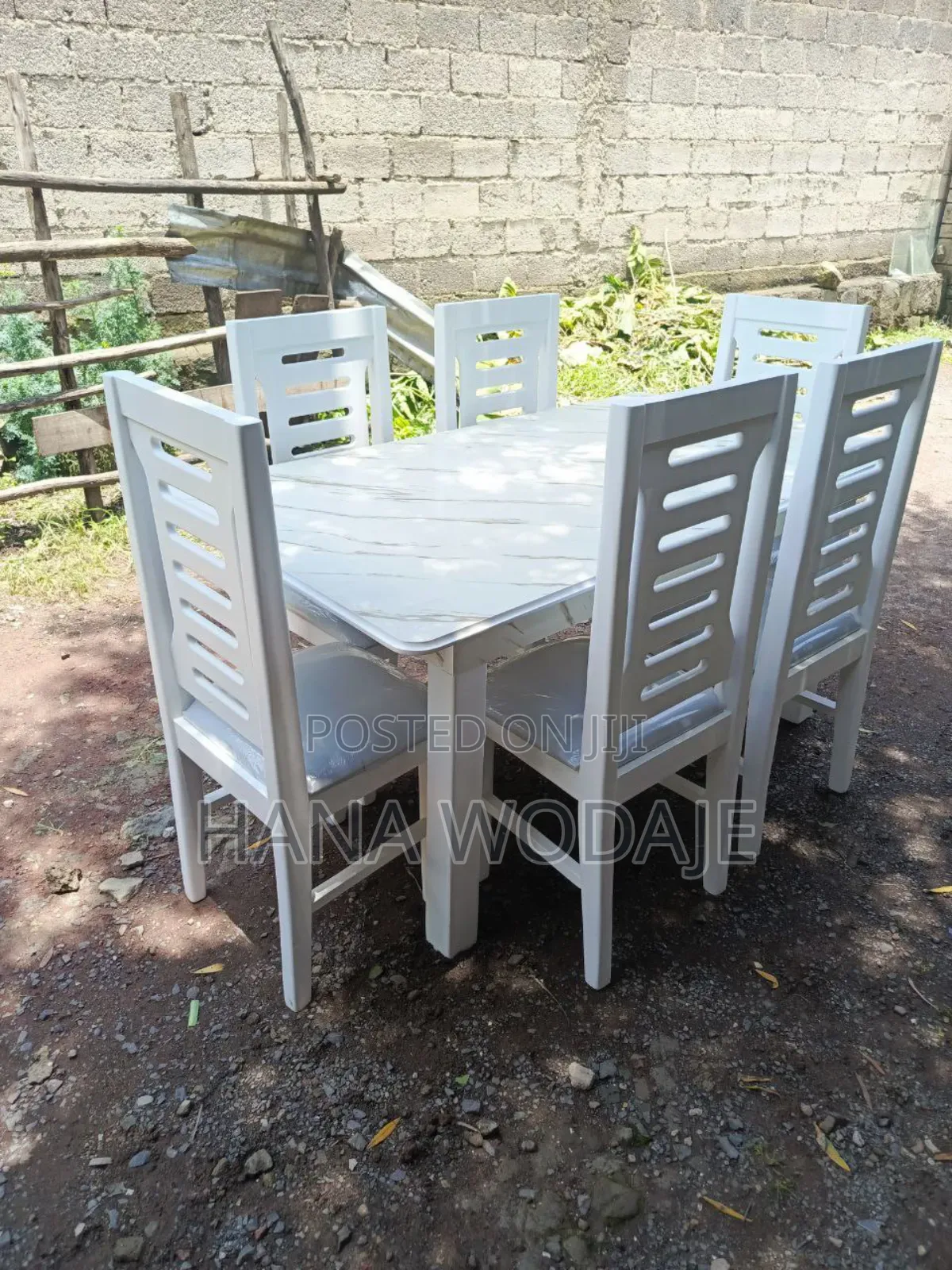 ዳይኒግ ቴብል ባለ ስድስት ወንበር