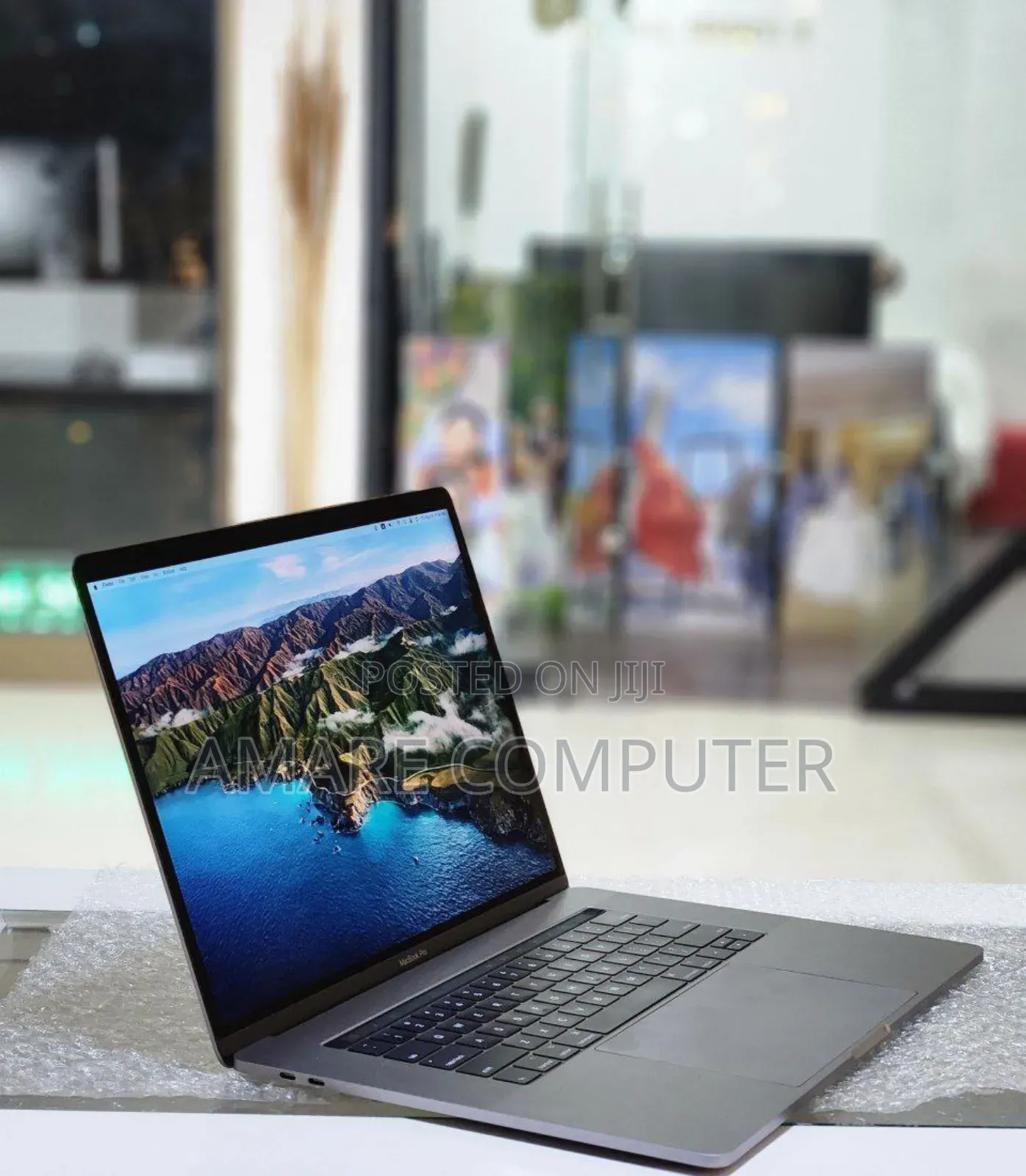 New Laptop Apple MacBook Pro 2017 16GB Intel Core I7 SSD 512GB