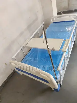 Photo - Hospital Bed Food Eating Tabel煞氣hospital Bed肢_hospital Bed Brand New