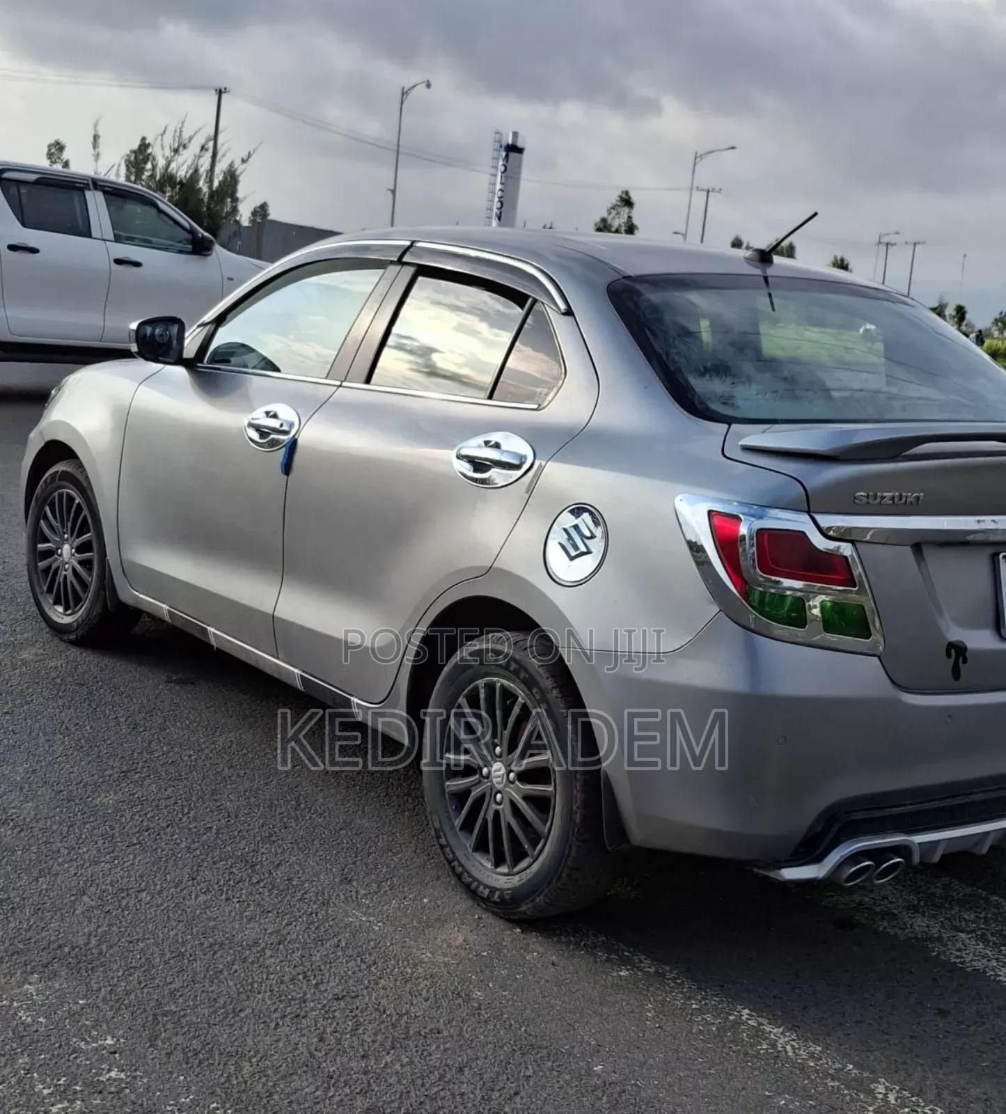 Suzuki Dzire 2022 Silver