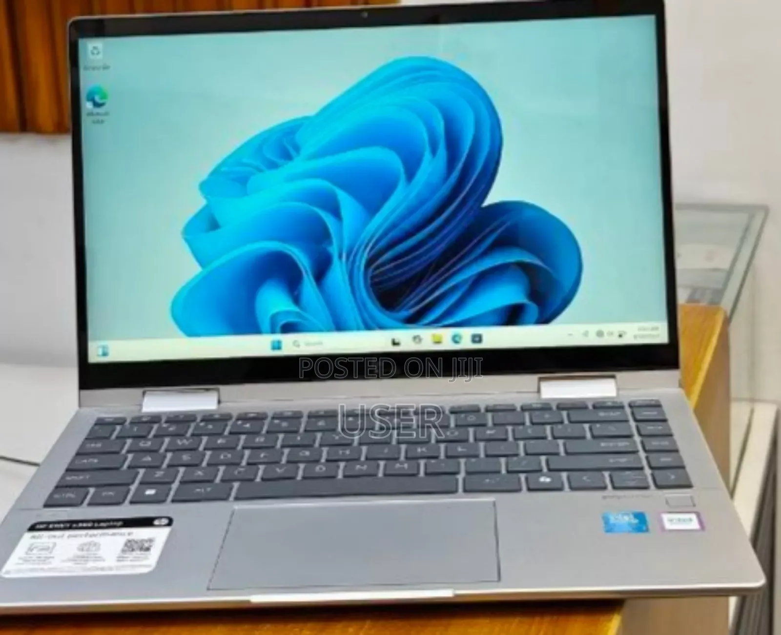 New Laptop HP Envy X360 16GB Intel Core I7 SSD 1T