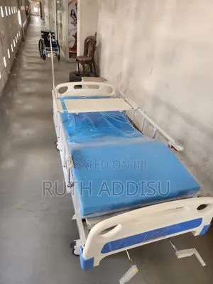 Photo - Brand New Hospitality Bed軍隊two Functional Hospital Bed Strong Safe