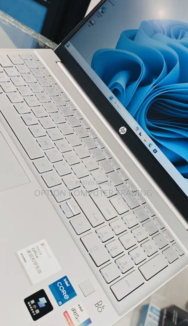 New Laptop HP Pavilion 15 16GB Intel Core I7 SSD 512GB