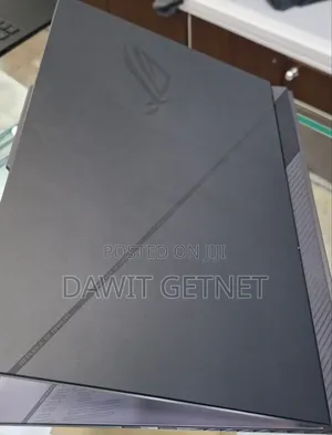 New Laptop Asus ROG Strix G15 32GB Intel Core I9 SSD 1T