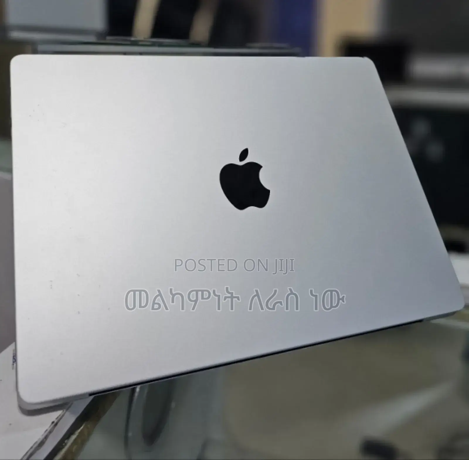 New Laptop Apple MacBook Pro 2023 M3 14-Inch 8GB Apple M3 SSD 512GB