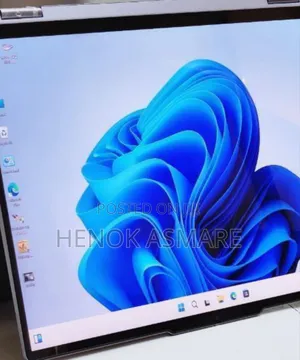 Photo - New Laptop Lenovo Yoga 7i 8GB Intel Core I7 SSD 512GB