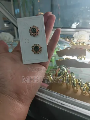 Photo - Jawllery or Earrings