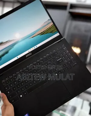 New Laptop MSI CR460 16GB Intel Core Ultra 5 SSD 512GB