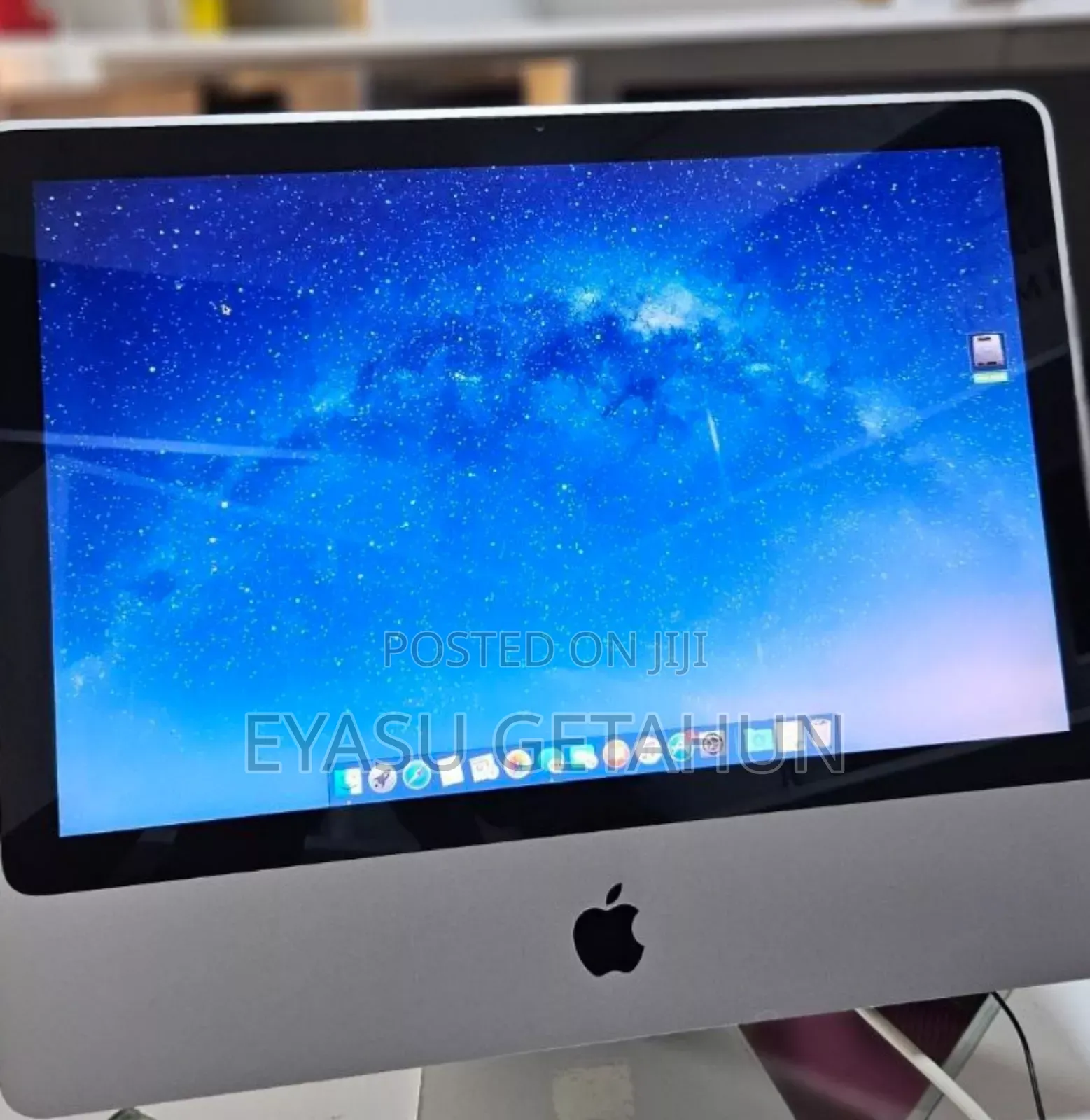 New Desktop Computer Apple iMac 4GB Apple M1 Max SSD 500GB