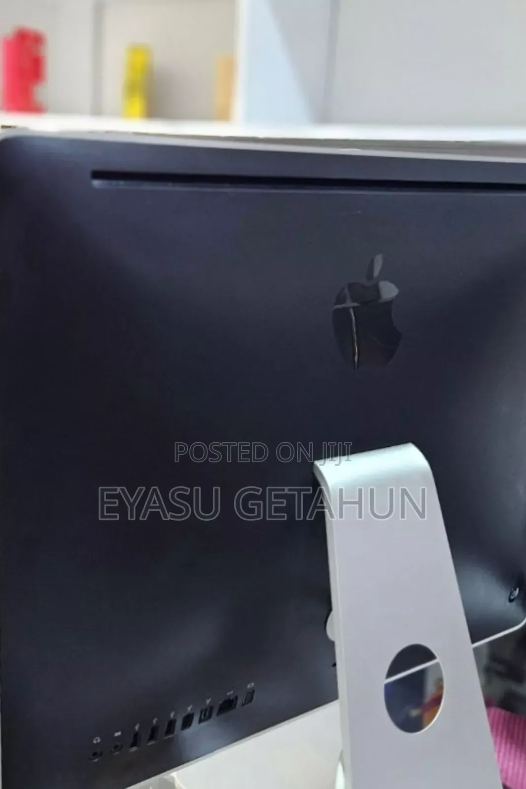 New Desktop Computer Apple iMac 4GB Apple M1 Max SSD 500GB