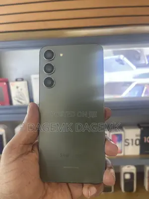 Photo - New Samsung Galaxy S23 Plus 256 GB Black