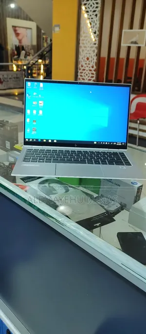 Photo - New Laptop HP EliteBook X360 1040 G7 16GB Intel Core I7 SSD 512GB
