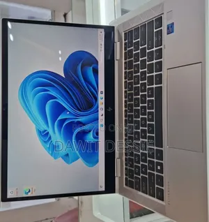 New Laptop HP EliteBook 830 G8 32GB Intel Core I7 SSD 512GB