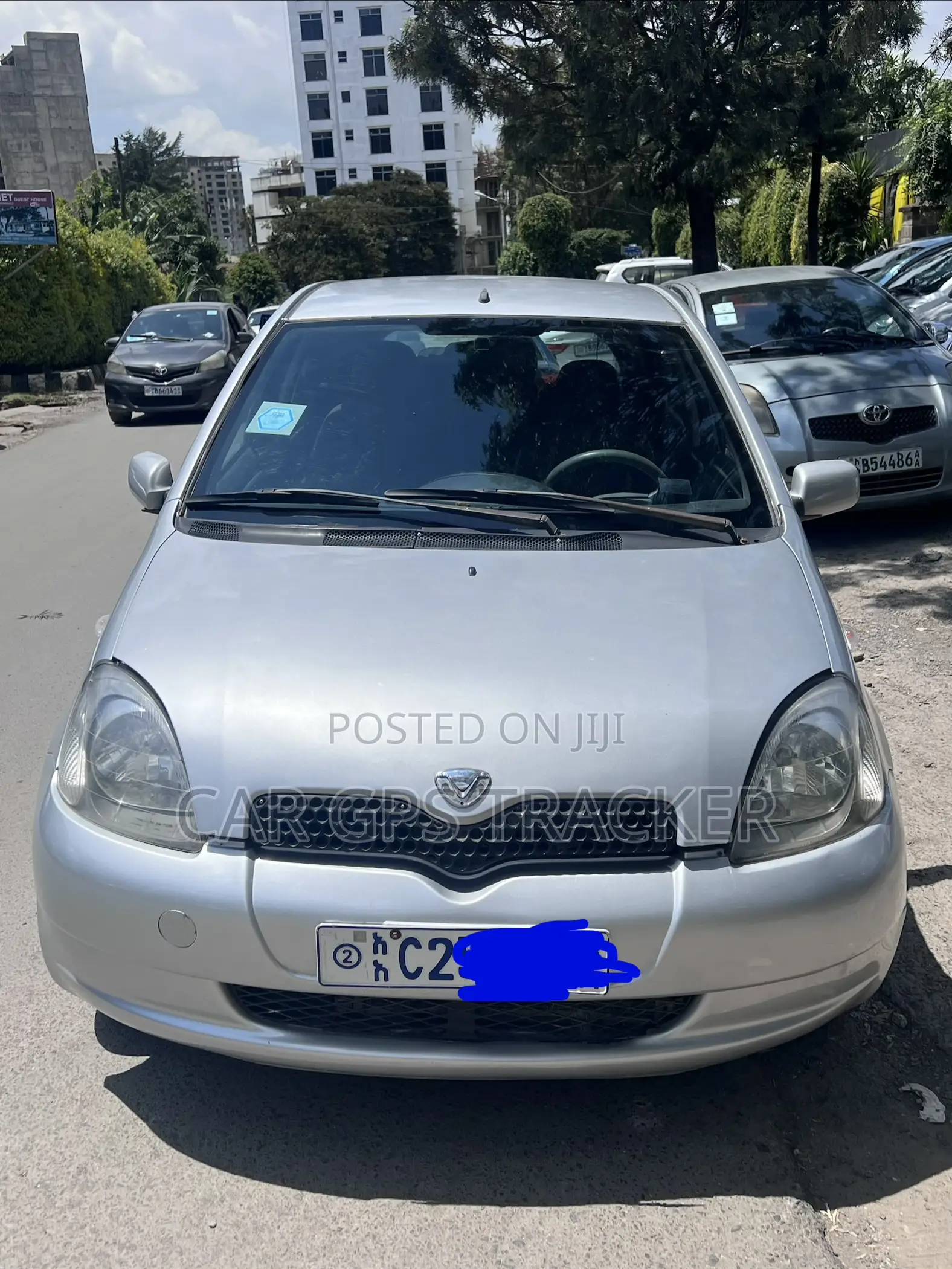 Toyota Vitz 2001 Silver