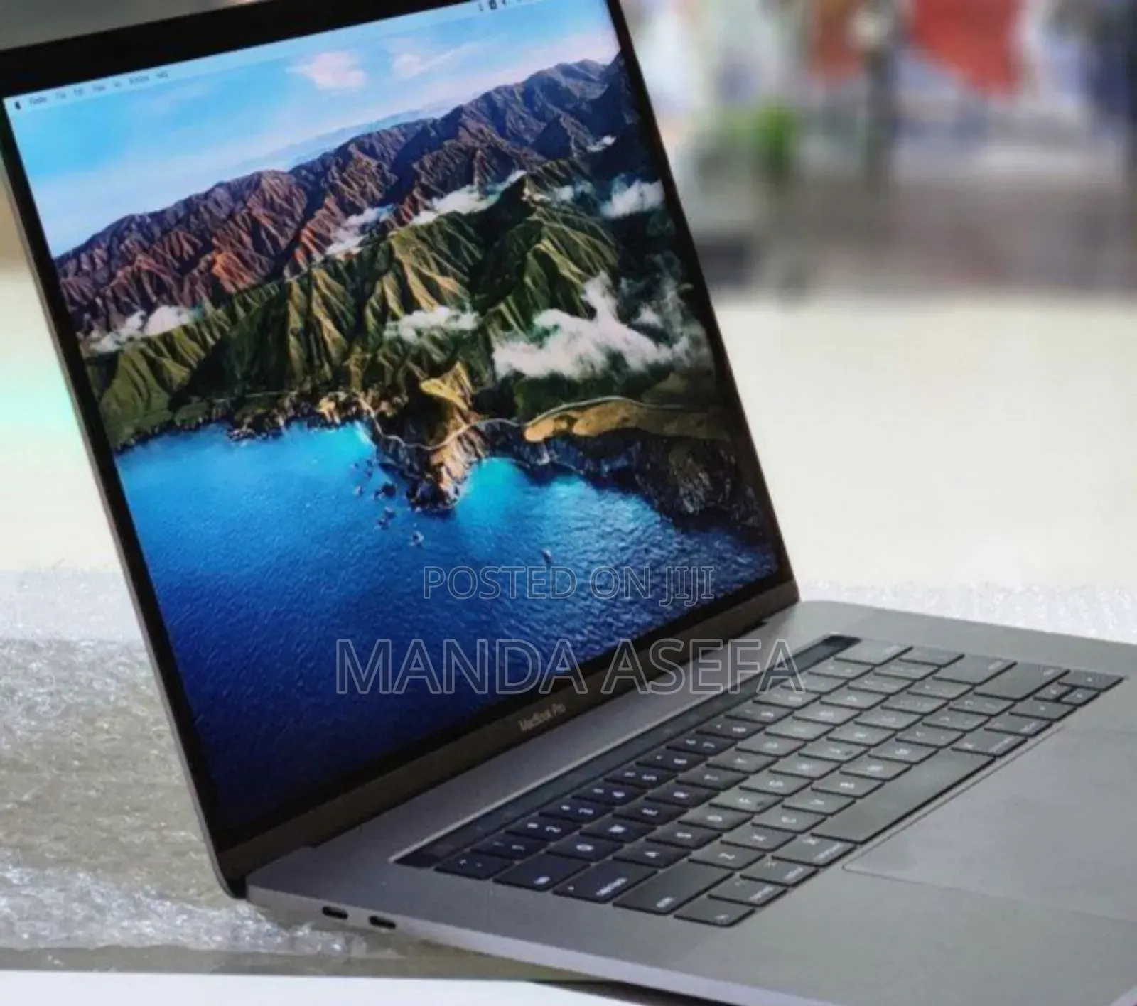 New Laptop Apple MacBook Pro 2017 16GB Intel Core I7 SSD 512GB