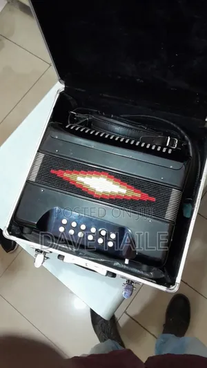Accordion አኮርዲዮ