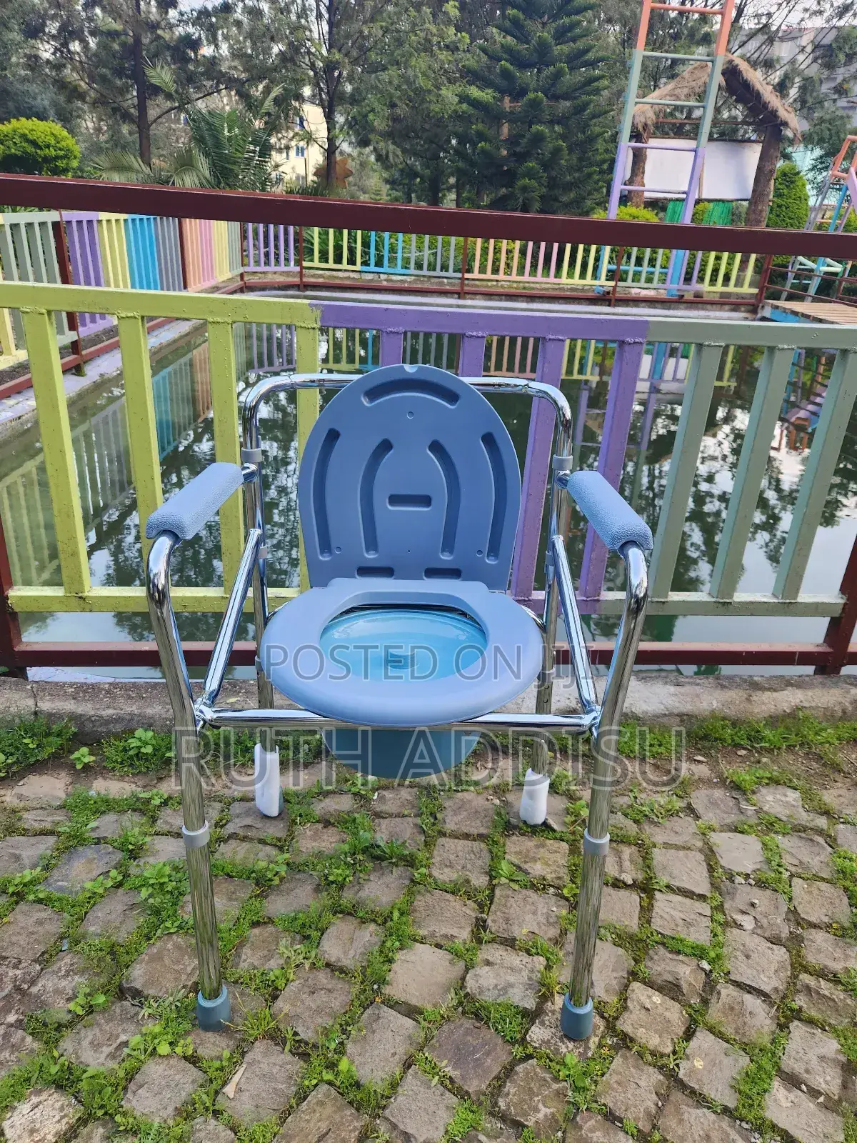 Commode Chair傳說toilet Chair Brand New Packed Commode Chair建安commode