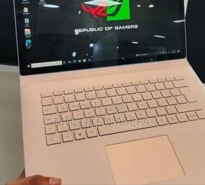 New Laptop Microsoft Surface 16GB Intel Core I7 SSD 512GB