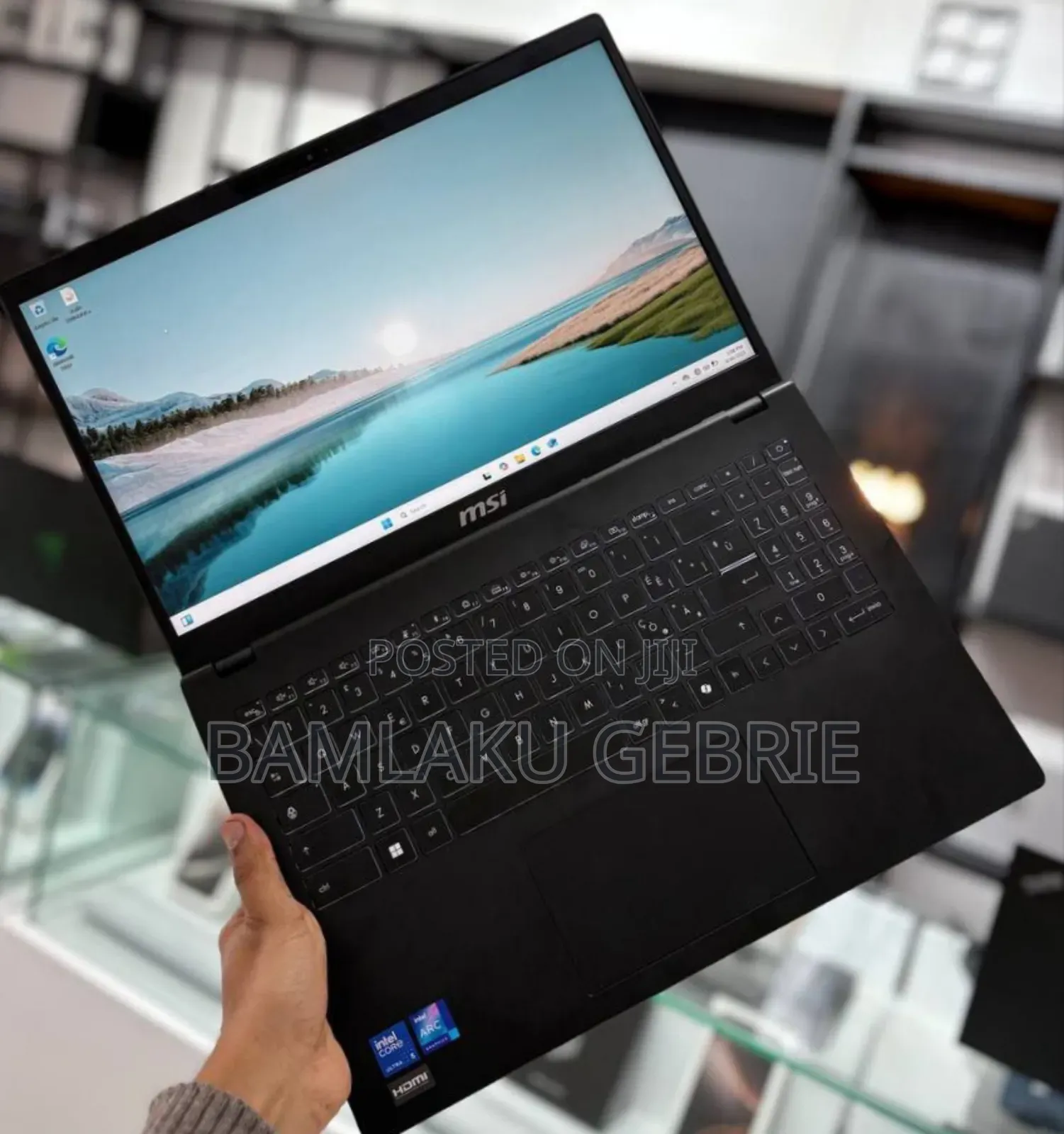 New Laptop MSI Modern 14 16GB Intel Core Ultra 5 SSD 512GB