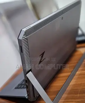 New Laptop HP ZBook 14 32GB Intel Core I7 SSD 512GB
