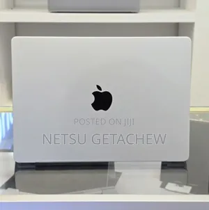 New Laptop Apple MacBook Pro 2021 M1 32GB SSD 512GB