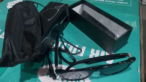 Photo - Smart Glasses Headphone መነፀር እና ኤርፎን አንድ ላይ በተች የሚሰራ እስማርት መነፀር