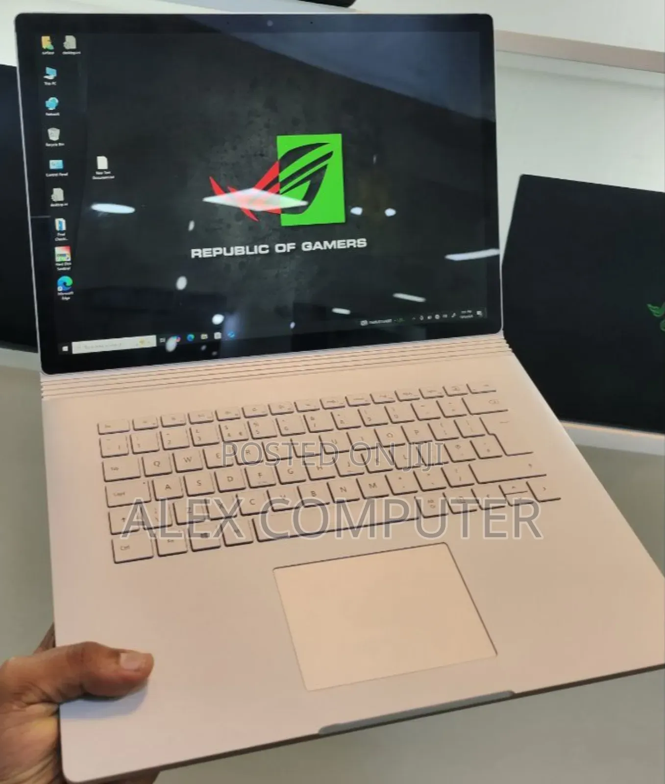 New Laptop Microsoft Surface Book 2 16GB Intel Core I7 SSD 512GB