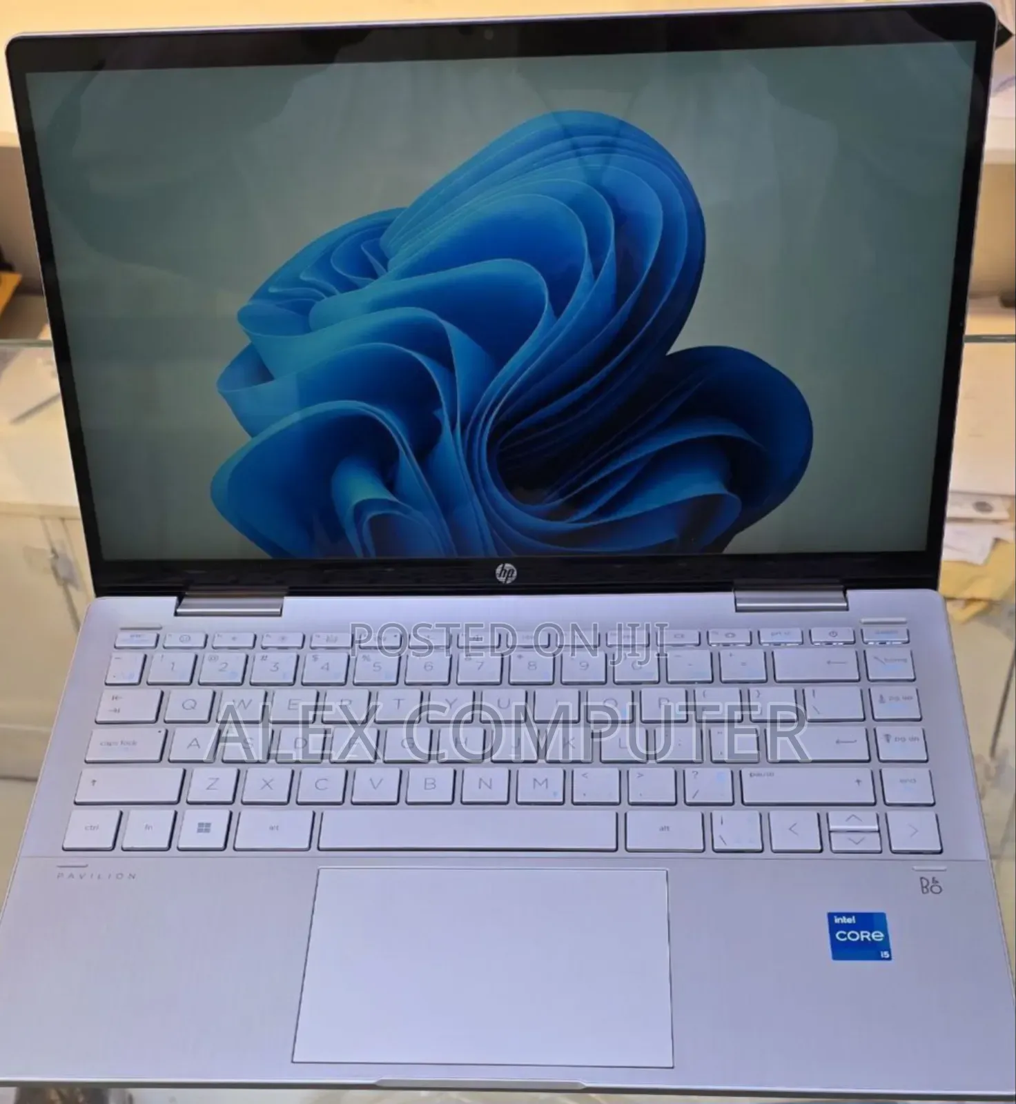 New Laptop HP Pavilion 15 8GB Intel Core I5 SSD 512GB