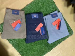 Photo - Original Straight የምለጠጡ ጨርቅ ሱሪ