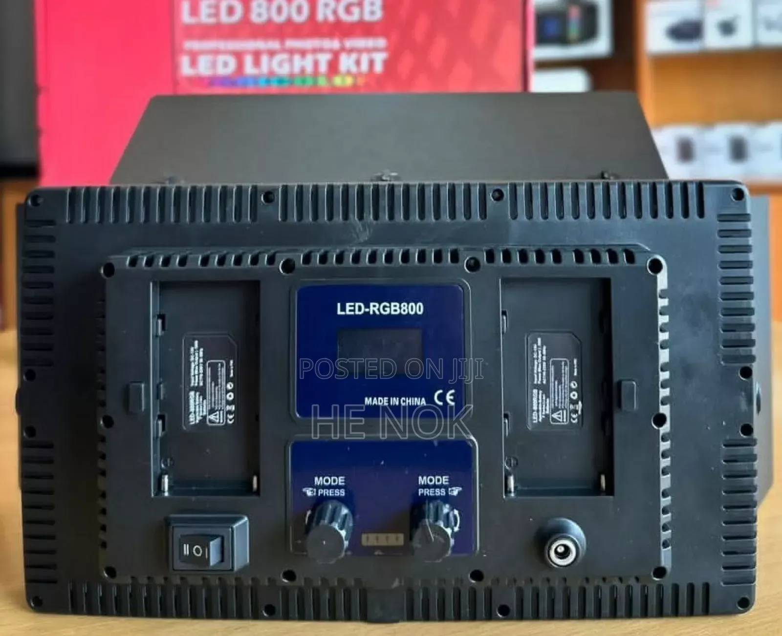 Led 800 RGB Professional Light Kit