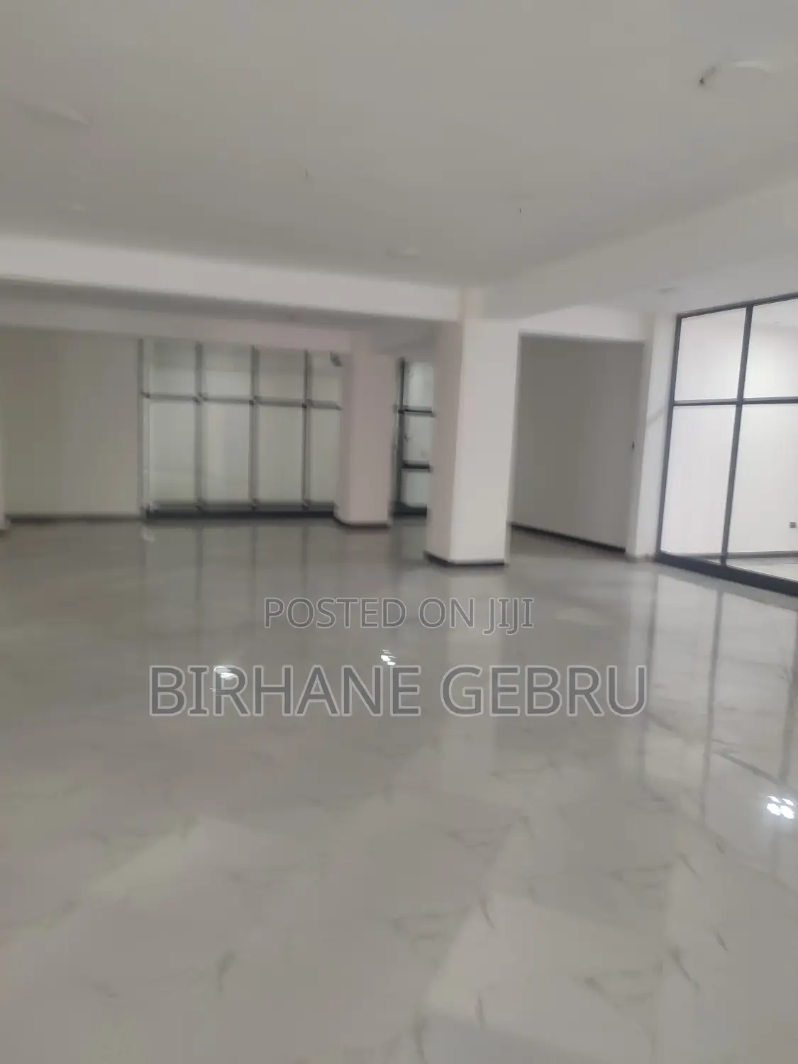 Complex and Space of Rent for Resturant or Cafe