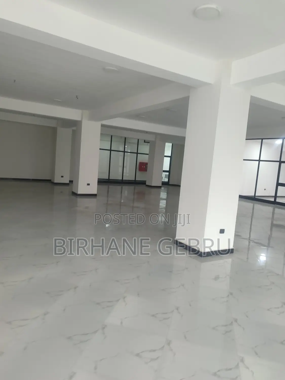 Complex and Space of Rent for Resturant or Cafe