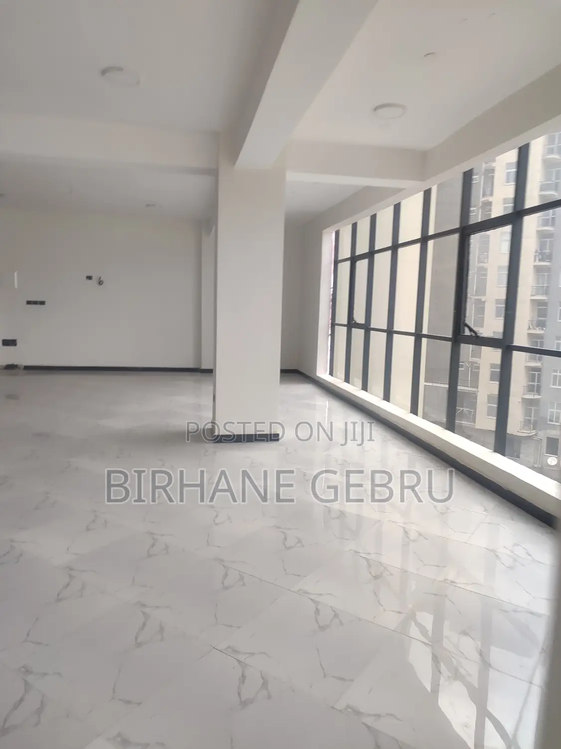 Complex and Space of Rent for Resturant or Cafe