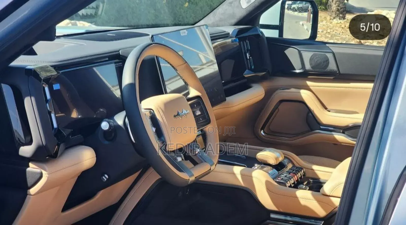 New BYD Leopard 8 2.0 Hybrid AWD 2024 Yellow