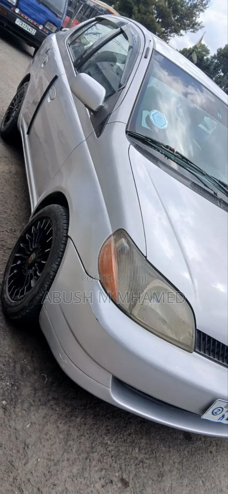 Toyota Platz 2001 Silver