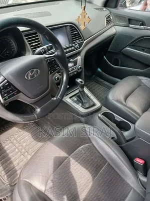 Hyundai Avante 2017 Gray