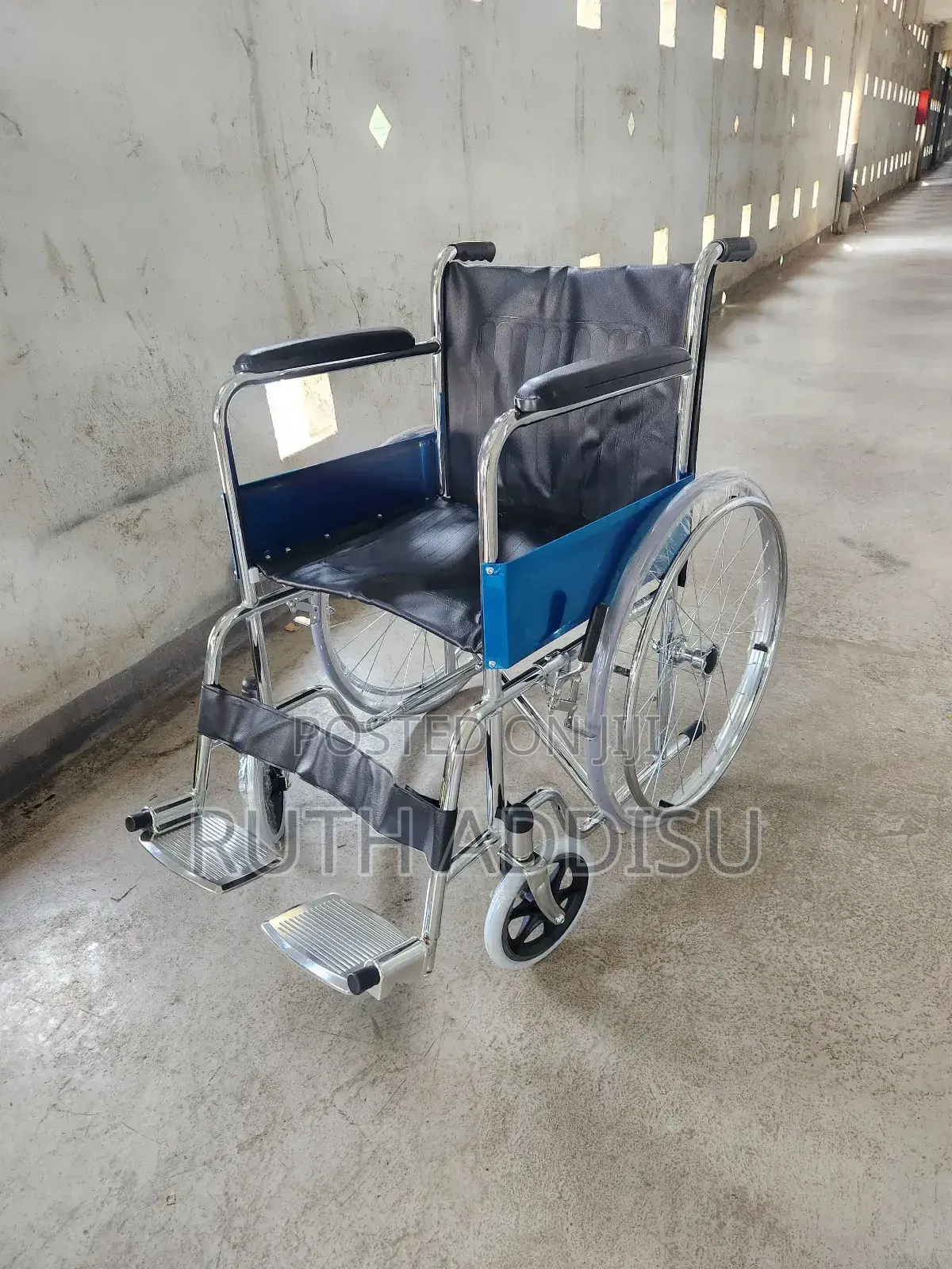 Rolator Medical Clinic and Home Use Wheelchair延伸wheelchair堥你wheelchair
